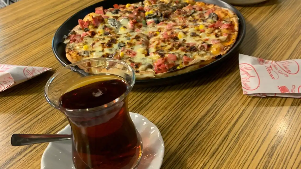 Mek Cafe