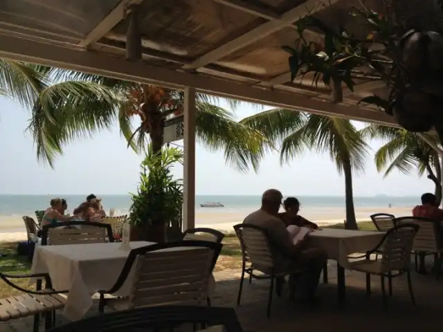 Coconut Grove Beach Restaurant Food Photo 3