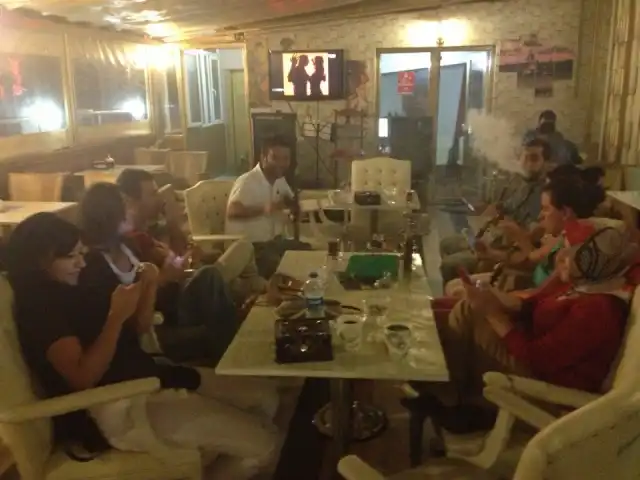 Rossa Kiyder Cafe & Nargile'nin yemek ve ambiyans fotoğrafları 3