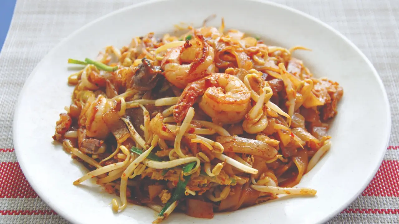 Fried Kuey Teow @ Xin Jing Restaurant