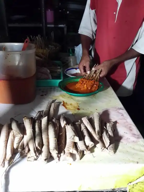 Gambar Makanan Sate Bulayak Suranadi 2