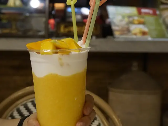 Gambar Makanan Monster Mango Thai 7