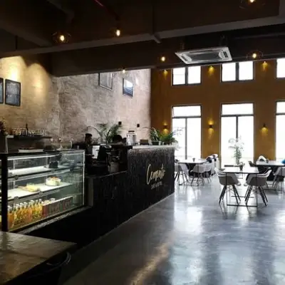Cemento Cafe & Bistro