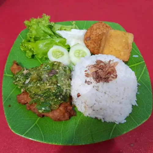 Gambar Makanan Ayam Penyet Sambal Ijo Ma'E, Kebon Jeruk 2