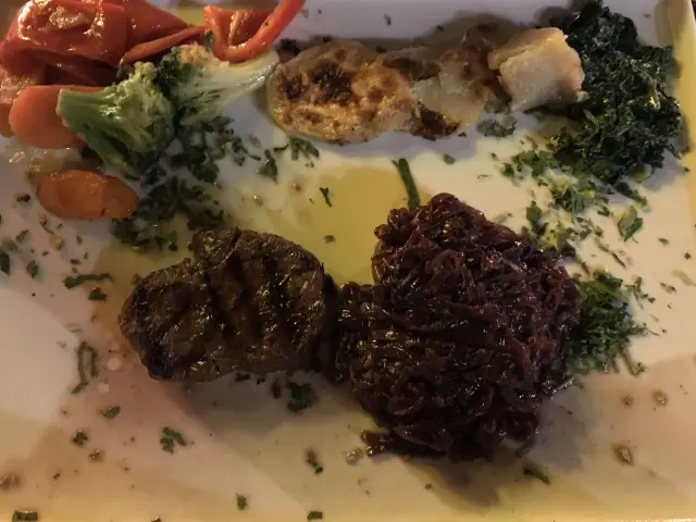 Villa Restaurant'nin yemek ve ambiyans fotoğrafları 28