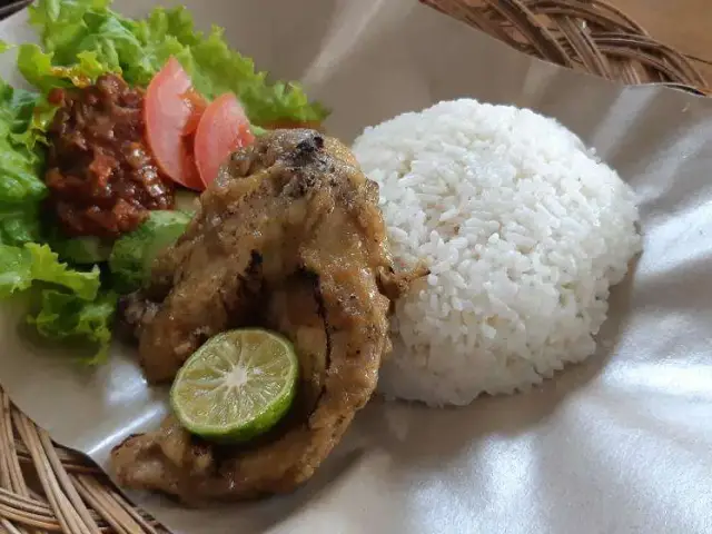 Gambar Makanan Waroeng'e Harsa 11