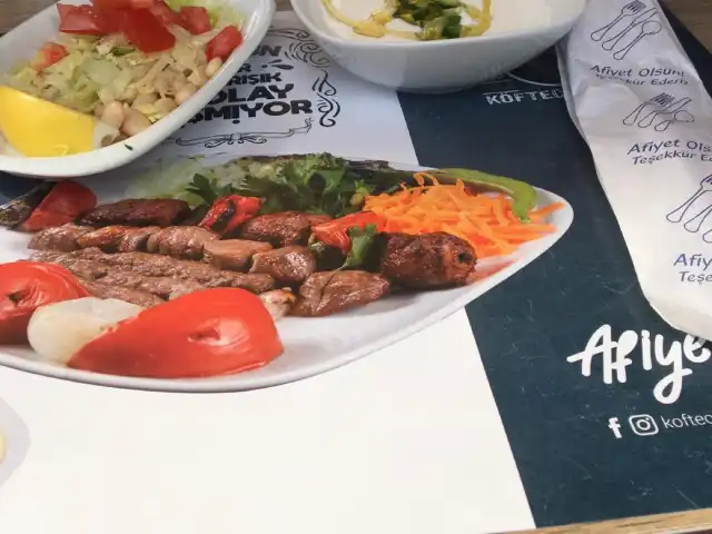 Köfteci Çini Ali 2.Sube'nin yemek ve ambiyans fotoğrafları 2