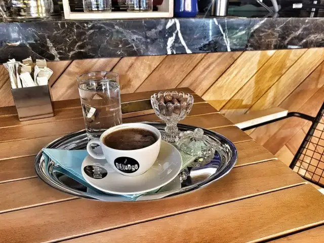 Delungo Coffee Roasters'nin yemek ve ambiyans fotoğrafları 7