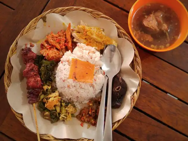 Gambar Makanan Masakan Khas Bali Ibu Ayu Komang 11
