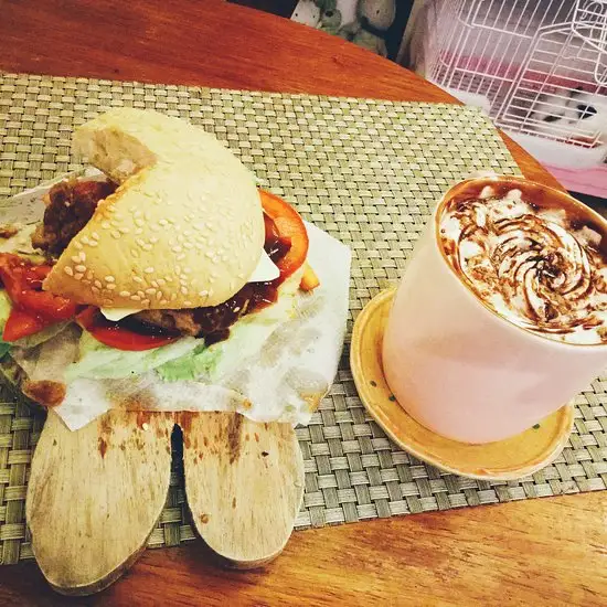 MM's Bunny Cafe Food Photo 1