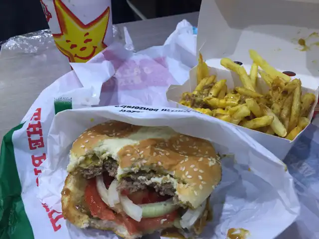 Carl's Jr.'nin yemek ve ambiyans fotoğrafları 25