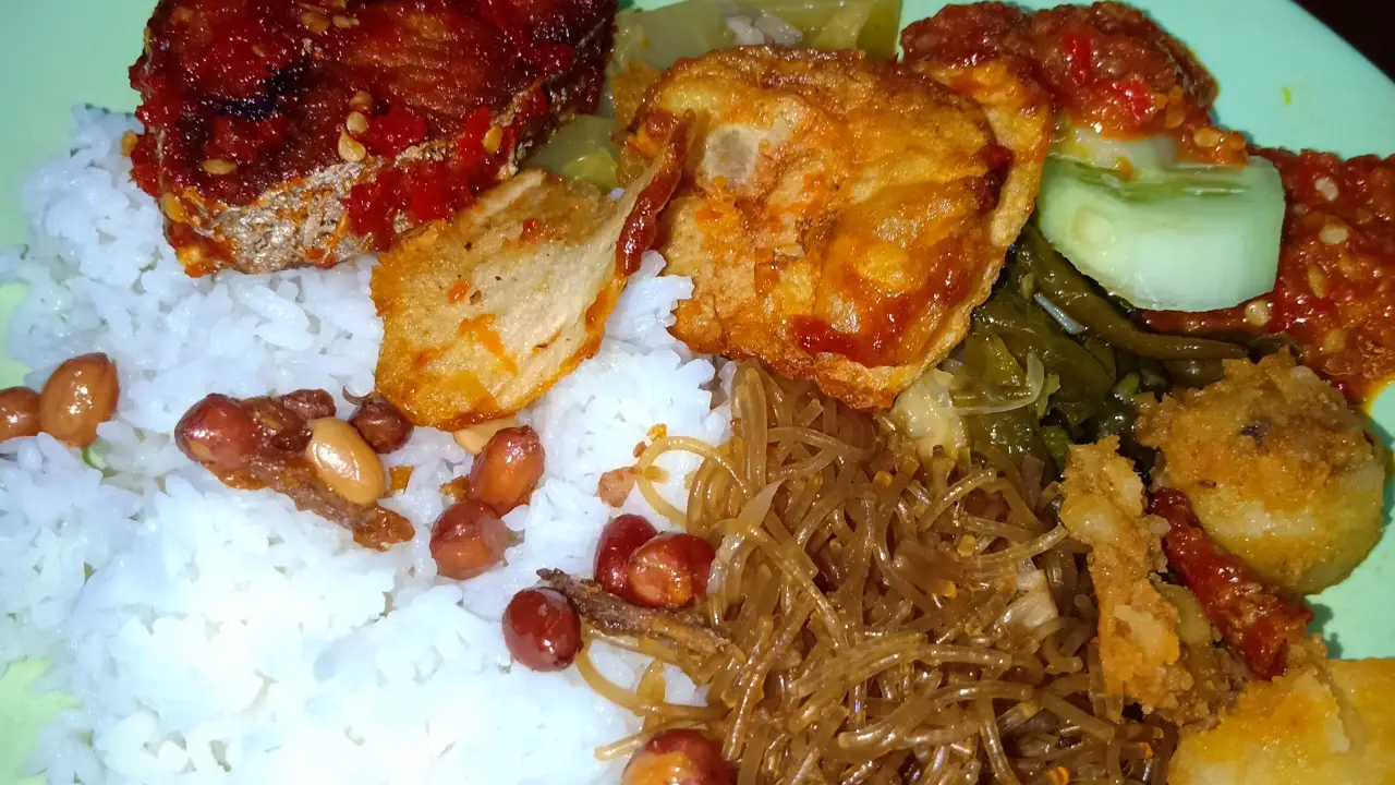 Nasi Lontong Sayur P. Siantar