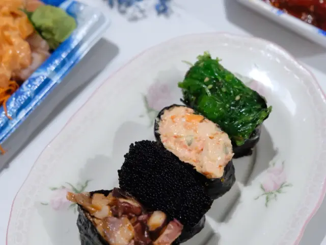 Gambar Makanan Sushi & Sashimi 11