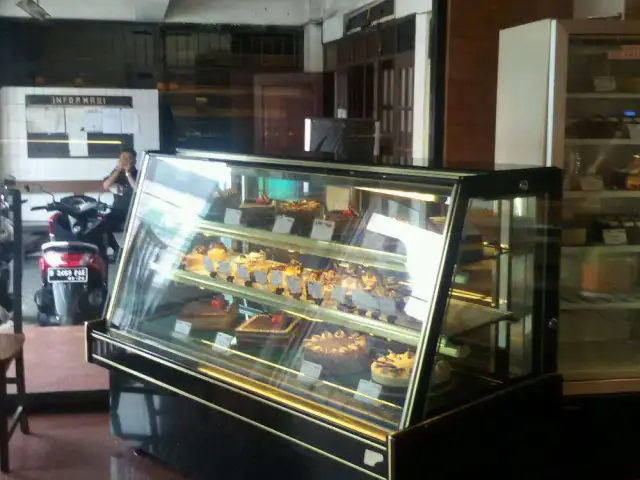 Gambar Makanan Vineth Bakery 9