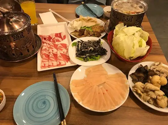 Tian Xiang Fu Small HotPot'nin yemek ve ambiyans fotoğrafları 3