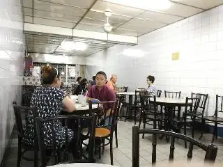 Syn Wah Hui 新華园Cafe