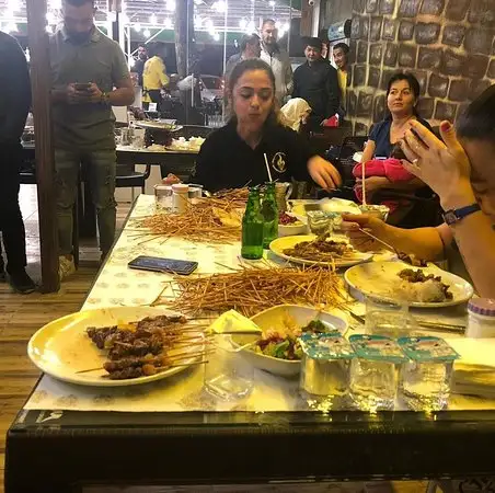 Demiroğlu Meşhur Ortaklar Çöpşiş'nin yemek ve ambiyans fotoğrafları 18