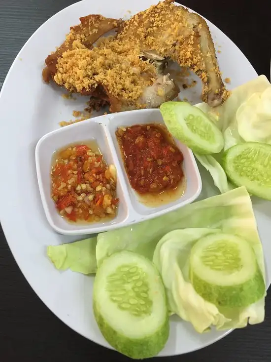 Gambar Makanan Ayam Goreng Karawaci Otista 13