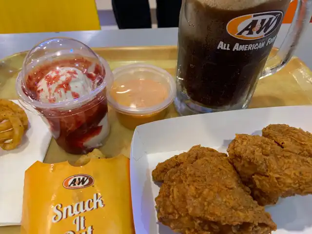 A&W Food Photo 8