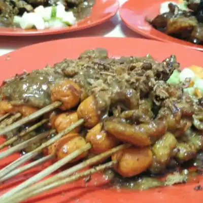 Sate H. Ismail Taman Kencana