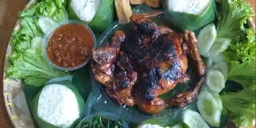 Pecel Lele Ibu Isah,Penggilingan,cakung,jakarta Timur