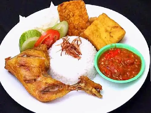 Ayam Goreng Aries 21 Kalimati