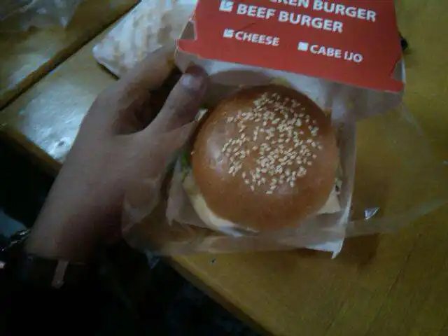 Gambar Makanan Lemoe Burger 17