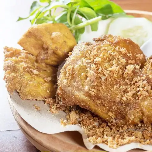 Gambar Makanan Ayam penyet ria lovina inn "khas ibu ruth", Batam 12