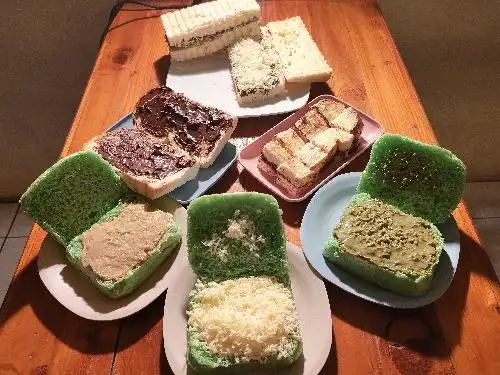 Roti Bakar & Kukus Persahabatan, Cinere