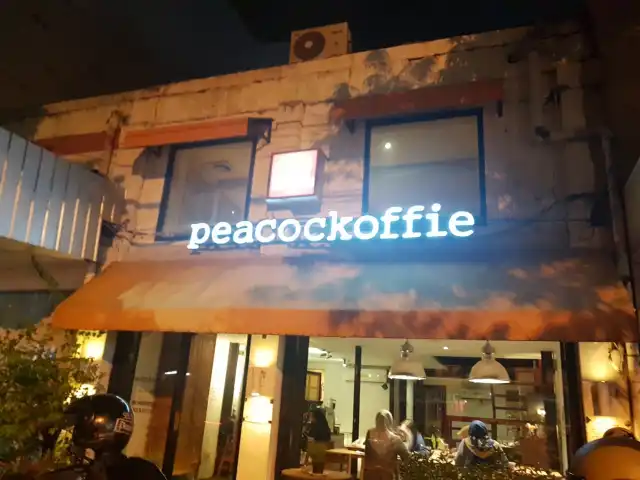 Gambar Makanan Peacock Coffee 1