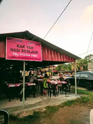 Kak Yah Nasi Berlauk