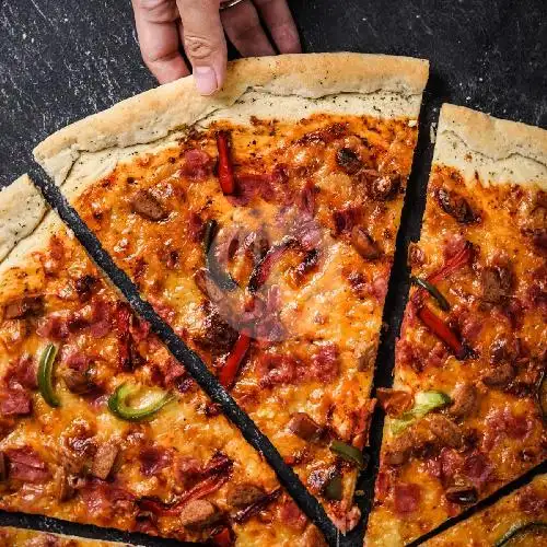 Gambar Makanan Pizza Cartel, Gedong 8