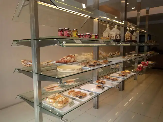 Gambar Makanan Papa & Mama Pastries 15