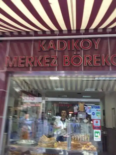 Kadıköy Merkez Börekçisi'nin yemek ve ambiyans fotoğrafları 22