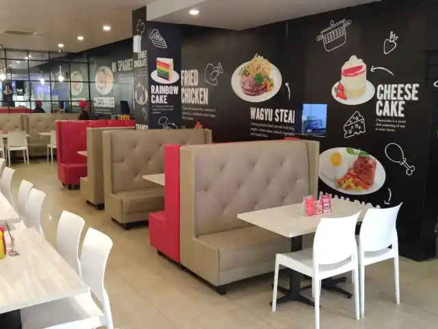 Gambar Makanan AH Resto Cafe - The Jayakarta Hotel 8