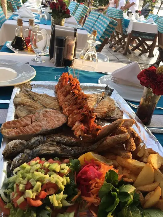 Diamond Marina Restaurant'nin yemek ve ambiyans fotoğrafları 11