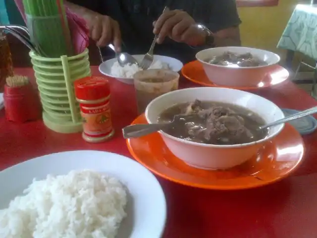 Gambar Makanan Warung Makan Sop Iga Sapi Bambu Kuning 11