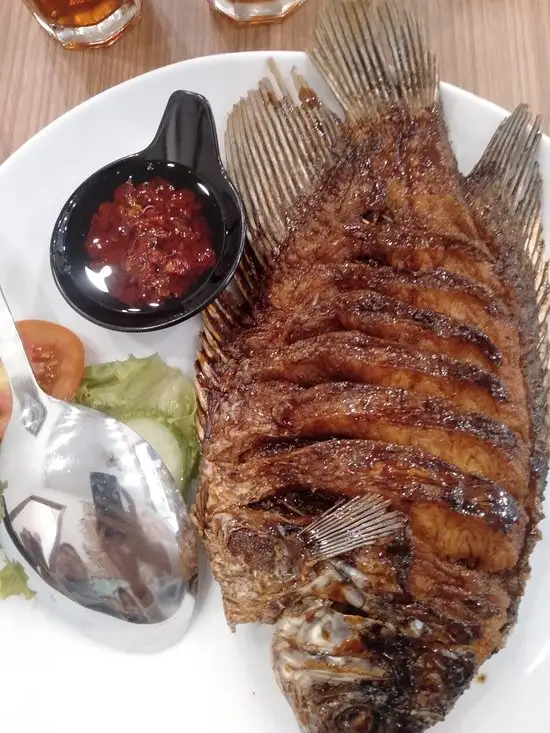 Gambar Makanan Gama Ikan Bakar & Seafood 4
