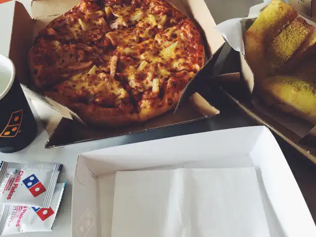 Domino's Pizza Food Photo 10