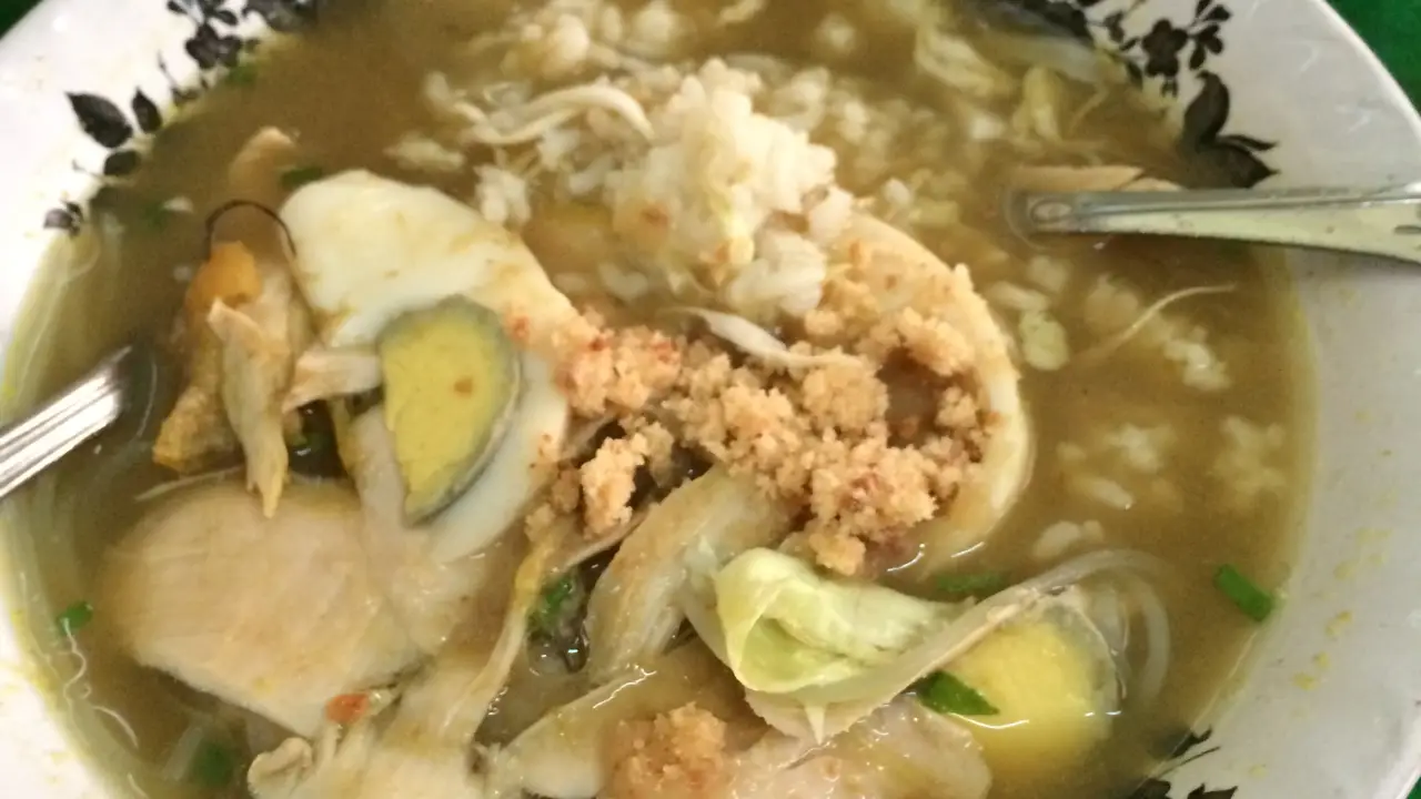 Soto Ayam Pak Djayus