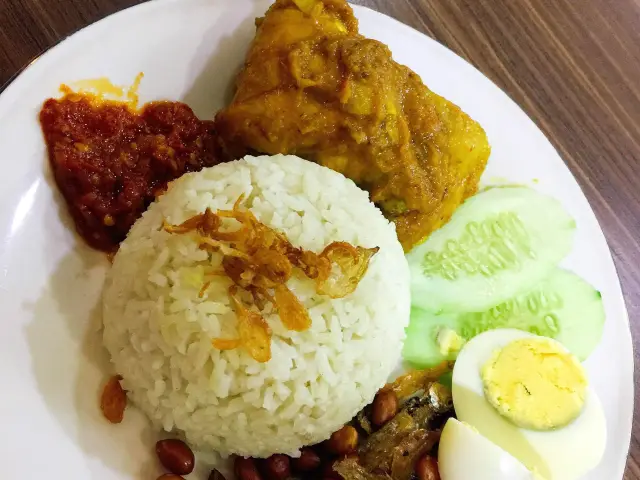 Gambar Makanan Bugis Kopitiam 12