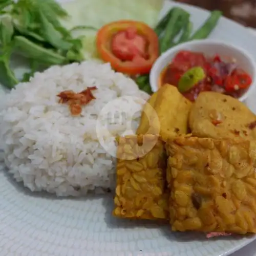 Gambar Makanan Ayam Betutu Mek Rati, Legian 6