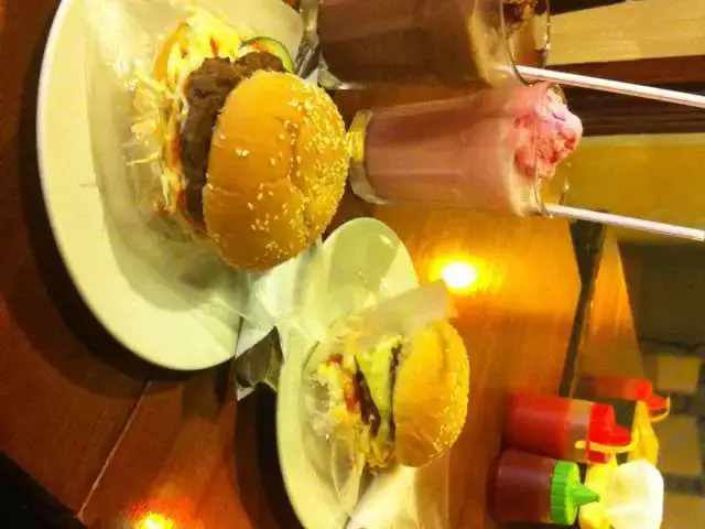 Gambar Makanan DeJons Burger 19