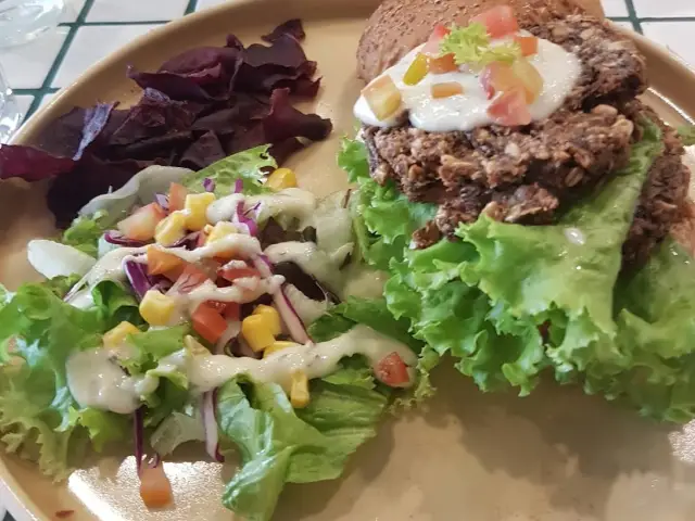 Gambar Makanan Burgreens Bintaro - Healthy Plant-Based Eatery 20