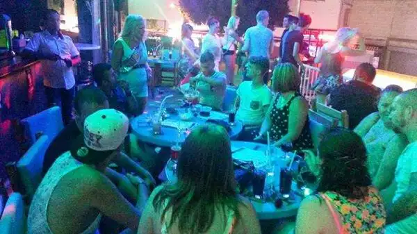 Hangover Cafe Bar'nin yemek ve ambiyans fotoğrafları 16