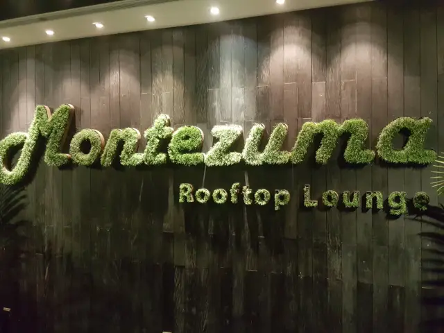 Gambar Makanan Montezuma Rooftop Lounge - FM7 Resort Hotel 13
