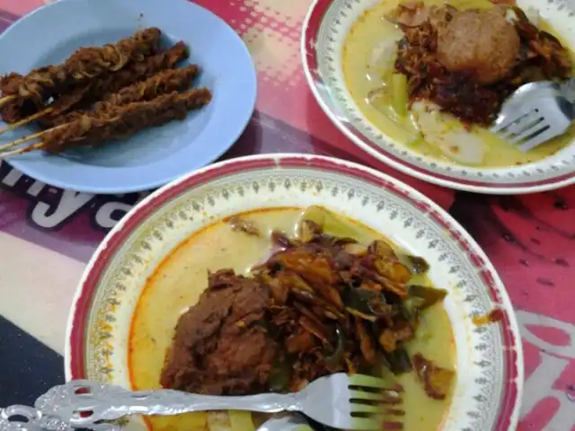 Gambar Makanan Nasi Gurih Tenda Biru 7