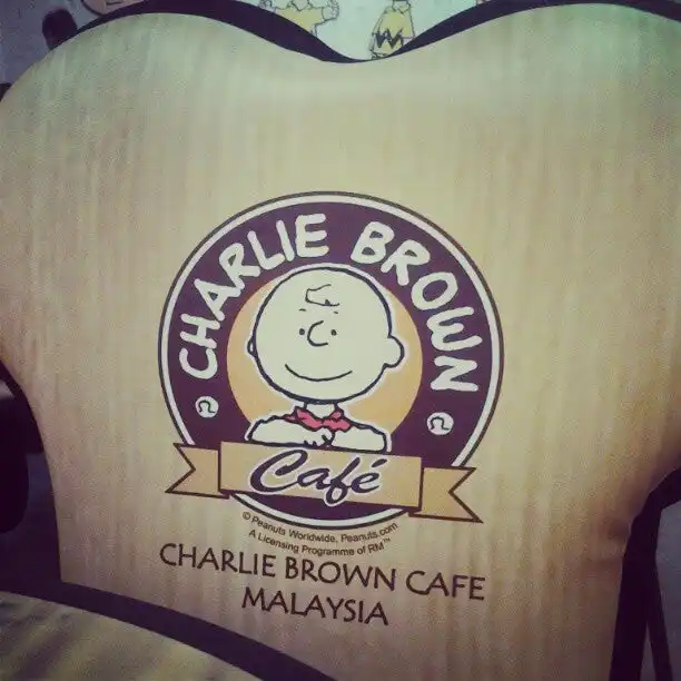 Charlie Brown Café Food Photo 14