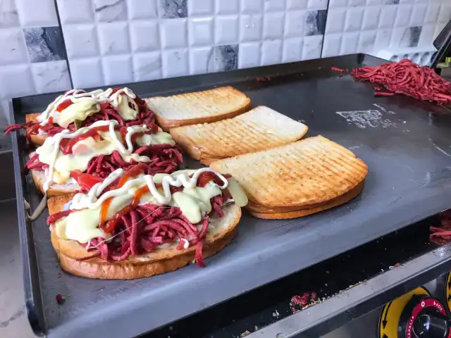 Bu Tost'nin yemek ve ambiyans fotoğrafları 5