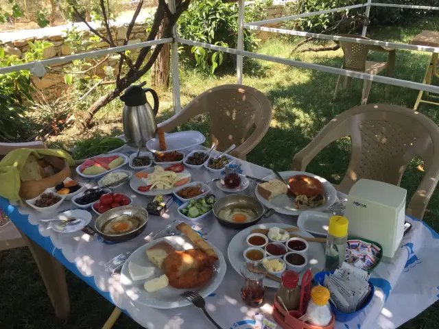 Zıp Zıp Köy Kahvaltısı Ve Ev Yemekleri'nin yemek ve ambiyans fotoğrafları 4